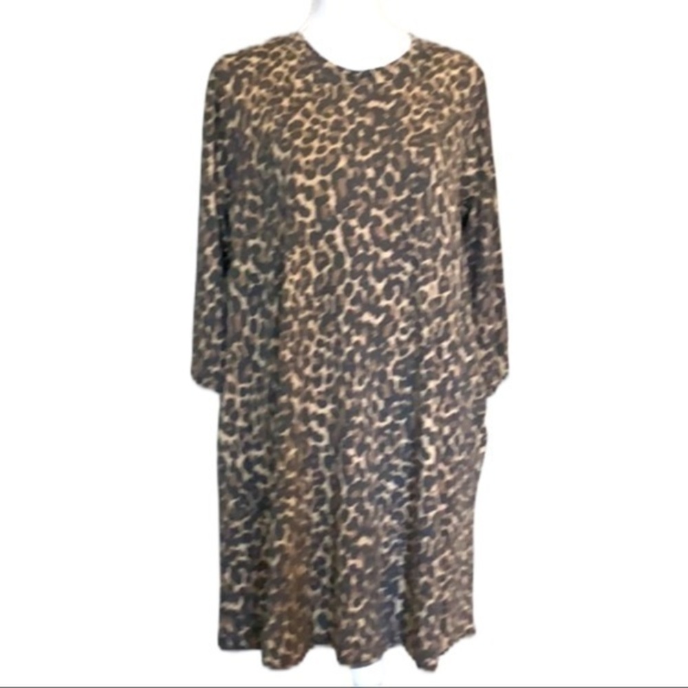 Very Cute On Trend Animal Print Swing dress